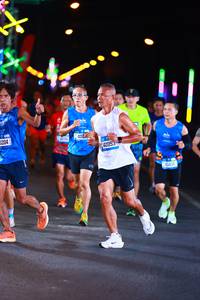 BIB: 1204, 0141, 402, 42053
                            <button type="button" onclick="openModal(19750669)" class="btn btn-primary btn-sm float-right btn-popup" data-toggle="modal" data-target=".modal-high-quality">
                        <i class="fas fa-shopping-cart"></i> Add to Cart
                    </button>
                                            <button type="button" onclick="isThisMe(19750669, true)" class="btn btn-success btn-sm float-right btn-popup btn-isme hidden" data-toggle="tooltip" data-placement="bottom" title="นี่คือรูปของคุณใช่ไหม คลิกที่นี่เพื่อเอาเข้าอัลบั้ม">
                        <i class="fas fa-plus"></i> Add to album
                    </button>
                    <button type="button" onclick="isThisMe(19750669, false)" class="btn btn-warning btn-sm float-right btn-popup btn-isnotme hidden">
                        <i class="fas fa-ban"></i> Remove from album
                    </button>