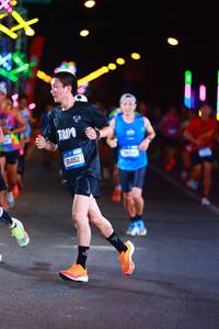 BIB: 91452
                            <button type="button" onclick="openModal(19725039)" class="btn btn-primary btn-sm float-right btn-popup" data-toggle="modal" data-target=".modal-high-quality">
                        <i class="fas fa-shopping-cart"></i> Add to Cart
                    </button>
                                            <button type="button" onclick="isThisMe(19725039, true)" class="btn btn-success btn-sm float-right btn-popup btn-isme hidden" data-toggle="tooltip" data-placement="bottom" title="นี่คือรูปของคุณใช่ไหม คลิกที่นี่เพื่อเอาเข้าอัลบั้ม">
                        <i class="fas fa-plus"></i> Add to album
                    </button>
                    <button type="button" onclick="isThisMe(19725039, false)" class="btn btn-warning btn-sm float-right btn-popup btn-isnotme hidden">
                        <i class="fas fa-ban"></i> Remove from album
                    </button>