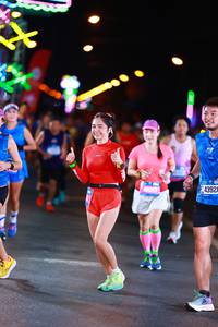 BIB: 1605, 340, 43920
                            <button type="button" onclick="openModal(19858676)" class="btn btn-primary btn-sm float-right btn-popup" data-toggle="modal" data-target=".modal-high-quality">
                        <i class="fas fa-shopping-cart"></i> Add to Cart
                    </button>
                                            <button type="button" onclick="isThisMe(19858676, true)" class="btn btn-success btn-sm float-right btn-popup btn-isme hidden" data-toggle="tooltip" data-placement="bottom" title="นี่คือรูปของคุณใช่ไหม คลิกที่นี่เพื่อเอาเข้าอัลบั้ม">
                        <i class="fas fa-plus"></i> Add to album
                    </button>
                    <button type="button" onclick="isThisMe(19858676, false)" class="btn btn-warning btn-sm float-right btn-popup btn-isnotme hidden">
                        <i class="fas fa-ban"></i> Remove from album
                    </button>