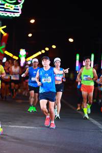 BIB: 40384
                            <button type="button" onclick="openModal(19737343)" class="btn btn-primary btn-sm float-right btn-popup" data-toggle="modal" data-target=".modal-high-quality">
                        <i class="fas fa-shopping-cart"></i> Add to Cart
                    </button>
                                            <button type="button" onclick="isThisMe(19737343, true)" class="btn btn-success btn-sm float-right btn-popup btn-isme hidden" data-toggle="tooltip" data-placement="bottom" title="นี่คือรูปของคุณใช่ไหม คลิกที่นี่เพื่อเอาเข้าอัลบั้ม">
                        <i class="fas fa-plus"></i> Add to album
                    </button>
                    <button type="button" onclick="isThisMe(19737343, false)" class="btn btn-warning btn-sm float-right btn-popup btn-isnotme hidden">
                        <i class="fas fa-ban"></i> Remove from album
                    </button>