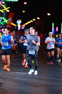 BIB: 40706, 41419, 40380
                            <button type="button" onclick="openModal(19770058)" class="btn btn-primary btn-sm float-right btn-popup" data-toggle="modal" data-target=".modal-high-quality">
                        <i class="fas fa-shopping-cart"></i> Add to Cart
                    </button>
                                            <button type="button" onclick="isThisMe(19770058, true)" class="btn btn-success btn-sm float-right btn-popup btn-isme hidden" data-toggle="tooltip" data-placement="bottom" title="นี่คือรูปของคุณใช่ไหม คลิกที่นี่เพื่อเอาเข้าอัลบั้ม">
                        <i class="fas fa-plus"></i> Add to album
                    </button>
                    <button type="button" onclick="isThisMe(19770058, false)" class="btn btn-warning btn-sm float-right btn-popup btn-isnotme hidden">
                        <i class="fas fa-ban"></i> Remove from album
                    </button>