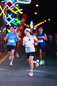 BIB: 4112, 40266
                            <button type="button" onclick="openModal(19732328)" class="btn btn-primary btn-sm float-right btn-popup" data-toggle="modal" data-target=".modal-high-quality">
                        <i class="fas fa-shopping-cart"></i> Add to Cart
                    </button>
                                            <button type="button" onclick="isThisMe(19732328, true)" class="btn btn-success btn-sm float-right btn-popup btn-isme hidden" data-toggle="tooltip" data-placement="bottom" title="นี่คือรูปของคุณใช่ไหม คลิกที่นี่เพื่อเอาเข้าอัลบั้ม">
                        <i class="fas fa-plus"></i> Add to album
                    </button>
                    <button type="button" onclick="isThisMe(19732328, false)" class="btn btn-warning btn-sm float-right btn-popup btn-isnotme hidden">
                        <i class="fas fa-ban"></i> Remove from album
                    </button>