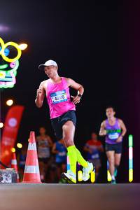 BIB: 40616
                            <button type="button" onclick="openModal(19708716)" class="btn btn-primary btn-sm float-right btn-popup" data-toggle="modal" data-target=".modal-high-quality">
                        <i class="fas fa-shopping-cart"></i> Add to Cart
                    </button>
                                            <button type="button" onclick="isThisMe(19708716, true)" class="btn btn-success btn-sm float-right btn-popup btn-isme hidden" data-toggle="tooltip" data-placement="bottom" title="นี่คือรูปของคุณใช่ไหม คลิกที่นี่เพื่อเอาเข้าอัลบั้ม">
                        <i class="fas fa-plus"></i> Add to album
                    </button>
                    <button type="button" onclick="isThisMe(19708716, false)" class="btn btn-warning btn-sm float-right btn-popup btn-isnotme hidden">
                        <i class="fas fa-ban"></i> Remove from album
                    </button>