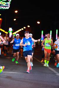 BIB: 6260
                            <button type="button" onclick="openModal(19737306)" class="btn btn-primary btn-sm float-right btn-popup" data-toggle="modal" data-target=".modal-high-quality">
                        <i class="fas fa-shopping-cart"></i> Add to Cart
                    </button>
                                            <button type="button" onclick="isThisMe(19737306, true)" class="btn btn-success btn-sm float-right btn-popup btn-isme hidden" data-toggle="tooltip" data-placement="bottom" title="นี่คือรูปของคุณใช่ไหม คลิกที่นี่เพื่อเอาเข้าอัลบั้ม">
                        <i class="fas fa-plus"></i> Add to album
                    </button>
                    <button type="button" onclick="isThisMe(19737306, false)" class="btn btn-warning btn-sm float-right btn-popup btn-isnotme hidden">
                        <i class="fas fa-ban"></i> Remove from album
                    </button>