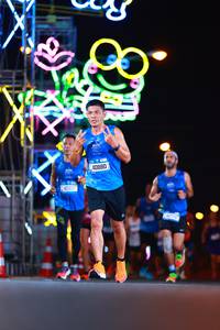 BIB: 140, 40880
                            <button type="button" onclick="openModal(19721258)" class="btn btn-primary btn-sm float-right btn-popup" data-toggle="modal" data-target=".modal-high-quality">
                        <i class="fas fa-shopping-cart"></i> Add to Cart
                    </button>
                                            <button type="button" onclick="isThisMe(19721258, true)" class="btn btn-success btn-sm float-right btn-popup btn-isme hidden" data-toggle="tooltip" data-placement="bottom" title="นี่คือรูปของคุณใช่ไหม คลิกที่นี่เพื่อเอาเข้าอัลบั้ม">
                        <i class="fas fa-plus"></i> Add to album
                    </button>
                    <button type="button" onclick="isThisMe(19721258, false)" class="btn btn-warning btn-sm float-right btn-popup btn-isnotme hidden">
                        <i class="fas fa-ban"></i> Remove from album
                    </button>