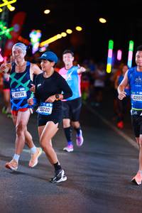 BIB: 40774, 40220, 4356
                            <button type="button" onclick="openModal(19746869)" class="btn btn-primary btn-sm float-right btn-popup" data-toggle="modal" data-target=".modal-high-quality">
                        <i class="fas fa-shopping-cart"></i> Add to Cart
                    </button>
                                            <button type="button" onclick="isThisMe(19746869, true)" class="btn btn-success btn-sm float-right btn-popup btn-isme hidden" data-toggle="tooltip" data-placement="bottom" title="นี่คือรูปของคุณใช่ไหม คลิกที่นี่เพื่อเอาเข้าอัลบั้ม">
                        <i class="fas fa-plus"></i> Add to album
                    </button>
                    <button type="button" onclick="isThisMe(19746869, false)" class="btn btn-warning btn-sm float-right btn-popup btn-isnotme hidden">
                        <i class="fas fa-ban"></i> Remove from album
                    </button>