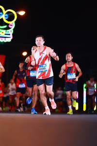 BIB: 6540, 42099, 77404
                            <button type="button" onclick="openModal(19724452)" class="btn btn-primary btn-sm float-right btn-popup" data-toggle="modal" data-target=".modal-high-quality">
                        <i class="fas fa-shopping-cart"></i> Add to Cart
                    </button>
                                            <button type="button" onclick="isThisMe(19724452, true)" class="btn btn-success btn-sm float-right btn-popup btn-isme hidden" data-toggle="tooltip" data-placement="bottom" title="นี่คือรูปของคุณใช่ไหม คลิกที่นี่เพื่อเอาเข้าอัลบั้ม">
                        <i class="fas fa-plus"></i> Add to album
                    </button>
                    <button type="button" onclick="isThisMe(19724452, false)" class="btn btn-warning btn-sm float-right btn-popup btn-isnotme hidden">
                        <i class="fas fa-ban"></i> Remove from album
                    </button>