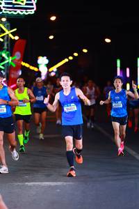 BIB: 165, 86403, 0320
                            <button type="button" onclick="openModal(19739225)" class="btn btn-primary btn-sm float-right btn-popup" data-toggle="modal" data-target=".modal-high-quality">
                        <i class="fas fa-shopping-cart"></i> Add to Cart
                    </button>
                                            <button type="button" onclick="isThisMe(19739225, true)" class="btn btn-success btn-sm float-right btn-popup btn-isme hidden" data-toggle="tooltip" data-placement="bottom" title="นี่คือรูปของคุณใช่ไหม คลิกที่นี่เพื่อเอาเข้าอัลบั้ม">
                        <i class="fas fa-plus"></i> Add to album
                    </button>
                    <button type="button" onclick="isThisMe(19739225, false)" class="btn btn-warning btn-sm float-right btn-popup btn-isnotme hidden">
                        <i class="fas fa-ban"></i> Remove from album
                    </button>