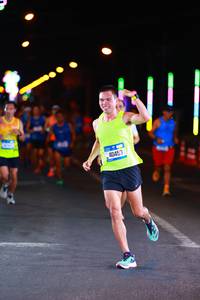 BIB: 40453
                            <button type="button" onclick="openModal(19728402)" class="btn btn-primary btn-sm float-right btn-popup" data-toggle="modal" data-target=".modal-high-quality">
                        <i class="fas fa-shopping-cart"></i> Add to Cart
                    </button>
                                            <button type="button" onclick="isThisMe(19728402, true)" class="btn btn-success btn-sm float-right btn-popup btn-isme hidden" data-toggle="tooltip" data-placement="bottom" title="นี่คือรูปของคุณใช่ไหม คลิกที่นี่เพื่อเอาเข้าอัลบั้ม">
                        <i class="fas fa-plus"></i> Add to album
                    </button>
                    <button type="button" onclick="isThisMe(19728402, false)" class="btn btn-warning btn-sm float-right btn-popup btn-isnotme hidden">
                        <i class="fas fa-ban"></i> Remove from album
                    </button>