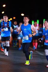 BIB: 40420, 454
                            <button type="button" onclick="openModal(19767199)" class="btn btn-primary btn-sm float-right btn-popup" data-toggle="modal" data-target=".modal-high-quality">
                        <i class="fas fa-shopping-cart"></i> Add to Cart
                    </button>
                                            <button type="button" onclick="isThisMe(19767199, true)" class="btn btn-success btn-sm float-right btn-popup btn-isme hidden" data-toggle="tooltip" data-placement="bottom" title="นี่คือรูปของคุณใช่ไหม คลิกที่นี่เพื่อเอาเข้าอัลบั้ม">
                        <i class="fas fa-plus"></i> Add to album
                    </button>
                    <button type="button" onclick="isThisMe(19767199, false)" class="btn btn-warning btn-sm float-right btn-popup btn-isnotme hidden">
                        <i class="fas fa-ban"></i> Remove from album
                    </button>