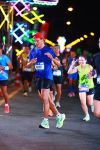 BIB: 42891
                            <button type="button" onclick="openModal(19710059)" class="btn btn-primary btn-sm float-right btn-popup" data-toggle="modal" data-target=".modal-high-quality">
                        <i class="fas fa-shopping-cart"></i> Add to Cart
                    </button>
                                            <button type="button" onclick="isThisMe(19710059, true)" class="btn btn-success btn-sm float-right btn-popup btn-isme hidden" data-toggle="tooltip" data-placement="bottom" title="นี่คือรูปของคุณใช่ไหม คลิกที่นี่เพื่อเอาเข้าอัลบั้ม">
                        <i class="fas fa-plus"></i> Add to album
                    </button>
                    <button type="button" onclick="isThisMe(19710059, false)" class="btn btn-warning btn-sm float-right btn-popup btn-isnotme hidden">
                        <i class="fas fa-ban"></i> Remove from album
                    </button>