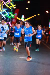 BIB: 41965, 42195
                            <button type="button" onclick="openModal(19776800)" class="btn btn-primary btn-sm float-right btn-popup" data-toggle="modal" data-target=".modal-high-quality">
                        <i class="fas fa-shopping-cart"></i> Add to Cart
                    </button>
                                            <button type="button" onclick="isThisMe(19776800, true)" class="btn btn-success btn-sm float-right btn-popup btn-isme hidden" data-toggle="tooltip" data-placement="bottom" title="นี่คือรูปของคุณใช่ไหม คลิกที่นี่เพื่อเอาเข้าอัลบั้ม">
                        <i class="fas fa-plus"></i> Add to album
                    </button>
                    <button type="button" onclick="isThisMe(19776800, false)" class="btn btn-warning btn-sm float-right btn-popup btn-isnotme hidden">
                        <i class="fas fa-ban"></i> Remove from album
                    </button>