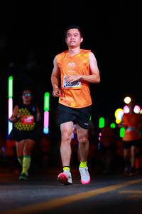 BIB: 100, 99622
                            <button type="button" onclick="openModal(20087414)" class="btn btn-primary btn-sm float-right btn-popup" data-toggle="modal" data-target=".modal-high-quality">
                        <i class="fas fa-shopping-cart"></i> Add to Cart
                    </button>
                                            <button type="button" onclick="isThisMe(20087414, true)" class="btn btn-success btn-sm float-right btn-popup btn-isme hidden" data-toggle="tooltip" data-placement="bottom" title="นี่คือรูปของคุณใช่ไหม คลิกที่นี่เพื่อเอาเข้าอัลบั้ม">
                        <i class="fas fa-plus"></i> Add to album
                    </button>
                    <button type="button" onclick="isThisMe(20087414, false)" class="btn btn-warning btn-sm float-right btn-popup btn-isnotme hidden">
                        <i class="fas fa-ban"></i> Remove from album
                    </button>