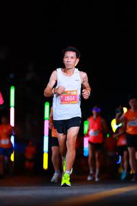 BIB: 26114
                            <button type="button" onclick="openModal(19912049)" class="btn btn-primary btn-sm float-right btn-popup" data-toggle="modal" data-target=".modal-high-quality">
                        <i class="fas fa-shopping-cart"></i> Add to Cart
                    </button>
                                            <button type="button" onclick="isThisMe(19912049, true)" class="btn btn-success btn-sm float-right btn-popup btn-isme hidden" data-toggle="tooltip" data-placement="bottom" title="นี่คือรูปของคุณใช่ไหม คลิกที่นี่เพื่อเอาเข้าอัลบั้ม">
                        <i class="fas fa-plus"></i> Add to album
                    </button>
                    <button type="button" onclick="isThisMe(19912049, false)" class="btn btn-warning btn-sm float-right btn-popup btn-isnotme hidden">
                        <i class="fas fa-ban"></i> Remove from album
                    </button>