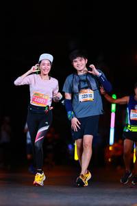 BIB: 24997, 22980, 204
                            <button type="button" onclick="openModal(20053893)" class="btn btn-primary btn-sm float-right btn-popup" data-toggle="modal" data-target=".modal-high-quality">
                        <i class="fas fa-shopping-cart"></i> Add to Cart
                    </button>
                                            <button type="button" onclick="isThisMe(20053893, true)" class="btn btn-success btn-sm float-right btn-popup btn-isme hidden" data-toggle="tooltip" data-placement="bottom" title="นี่คือรูปของคุณใช่ไหม คลิกที่นี่เพื่อเอาเข้าอัลบั้ม">
                        <i class="fas fa-plus"></i> Add to album
                    </button>
                    <button type="button" onclick="isThisMe(20053893, false)" class="btn btn-warning btn-sm float-right btn-popup btn-isnotme hidden">
                        <i class="fas fa-ban"></i> Remove from album
                    </button>