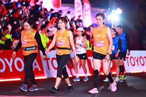 BIB: 7214, 25062, 26515
                            <button type="button" onclick="openModal(20949143)" class="btn btn-primary btn-sm float-right btn-popup" data-toggle="modal" data-target=".modal-high-quality">
                        <i class="fas fa-shopping-cart"></i> Add to Cart
                    </button>
                                            <button type="button" onclick="isThisMe(20949143, true)" class="btn btn-success btn-sm float-right btn-popup btn-isme hidden" data-toggle="tooltip" data-placement="bottom" title="นี่คือรูปของคุณใช่ไหม คลิกที่นี่เพื่อเอาเข้าอัลบั้ม">
                        <i class="fas fa-plus"></i> Add to album
                    </button>
                    <button type="button" onclick="isThisMe(20949143, false)" class="btn btn-warning btn-sm float-right btn-popup btn-isnotme hidden">
                        <i class="fas fa-ban"></i> Remove from album
                    </button>