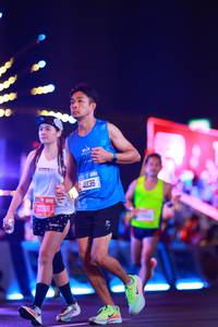 BIB: 105, 41136, 9182
                            <button type="button" onclick="openModal(20937006)" class="btn btn-primary btn-sm float-right btn-popup" data-toggle="modal" data-target=".modal-high-quality">
                        <i class="fas fa-shopping-cart"></i> Add to Cart
                    </button>
                                            <button type="button" onclick="isThisMe(20937006, true)" class="btn btn-success btn-sm float-right btn-popup btn-isme hidden" data-toggle="tooltip" data-placement="bottom" title="นี่คือรูปของคุณใช่ไหม คลิกที่นี่เพื่อเอาเข้าอัลบั้ม">
                        <i class="fas fa-plus"></i> Add to album
                    </button>
                    <button type="button" onclick="isThisMe(20937006, false)" class="btn btn-warning btn-sm float-right btn-popup btn-isnotme hidden">
                        <i class="fas fa-ban"></i> Remove from album
                    </button>