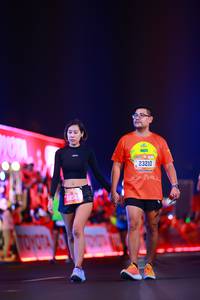 BIB: 2454, 23210
                            <button type="button" onclick="openModal(20936397)" class="btn btn-primary btn-sm float-right btn-popup" data-toggle="modal" data-target=".modal-high-quality">
                        <i class="fas fa-shopping-cart"></i> Add to Cart
                    </button>
                                            <button type="button" onclick="isThisMe(20936397, true)" class="btn btn-success btn-sm float-right btn-popup btn-isme hidden" data-toggle="tooltip" data-placement="bottom" title="นี่คือรูปของคุณใช่ไหม คลิกที่นี่เพื่อเอาเข้าอัลบั้ม">
                        <i class="fas fa-plus"></i> Add to album
                    </button>
                    <button type="button" onclick="isThisMe(20936397, false)" class="btn btn-warning btn-sm float-right btn-popup btn-isnotme hidden">
                        <i class="fas fa-ban"></i> Remove from album
                    </button>