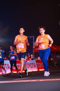 BIB: 25568, 26545
                            <button type="button" onclick="openModal(20925213)" class="btn btn-primary btn-sm float-right btn-popup" data-toggle="modal" data-target=".modal-high-quality">
                        <i class="fas fa-shopping-cart"></i> Add to Cart
                    </button>
                                            <button type="button" onclick="isThisMe(20925213, true)" class="btn btn-success btn-sm float-right btn-popup btn-isme hidden" data-toggle="tooltip" data-placement="bottom" title="นี่คือรูปของคุณใช่ไหม คลิกที่นี่เพื่อเอาเข้าอัลบั้ม">
                        <i class="fas fa-plus"></i> Add to album
                    </button>
                    <button type="button" onclick="isThisMe(20925213, false)" class="btn btn-warning btn-sm float-right btn-popup btn-isnotme hidden">
                        <i class="fas fa-ban"></i> Remove from album
                    </button>