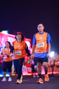 BIB: 20450, 21077, 2000
                            <button type="button" onclick="openModal(20946421)" class="btn btn-primary btn-sm float-right btn-popup" data-toggle="modal" data-target=".modal-high-quality">
                        <i class="fas fa-shopping-cart"></i> Add to Cart
                    </button>
                                            <button type="button" onclick="isThisMe(20946421, true)" class="btn btn-success btn-sm float-right btn-popup btn-isme hidden" data-toggle="tooltip" data-placement="bottom" title="นี่คือรูปของคุณใช่ไหม คลิกที่นี่เพื่อเอาเข้าอัลบั้ม">
                        <i class="fas fa-plus"></i> Add to album
                    </button>
                    <button type="button" onclick="isThisMe(20946421, false)" class="btn btn-warning btn-sm float-right btn-popup btn-isnotme hidden">
                        <i class="fas fa-ban"></i> Remove from album
                    </button>