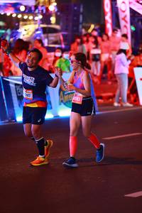 BIB: 387, 4583
                            <button type="button" onclick="openModal(20913352)" class="btn btn-primary btn-sm float-right btn-popup" data-toggle="modal" data-target=".modal-high-quality">
                        <i class="fas fa-shopping-cart"></i> Add to Cart
                    </button>
                                            <button type="button" onclick="isThisMe(20913352, true)" class="btn btn-success btn-sm float-right btn-popup btn-isme hidden" data-toggle="tooltip" data-placement="bottom" title="นี่คือรูปของคุณใช่ไหม คลิกที่นี่เพื่อเอาเข้าอัลบั้ม">
                        <i class="fas fa-plus"></i> Add to album
                    </button>
                    <button type="button" onclick="isThisMe(20913352, false)" class="btn btn-warning btn-sm float-right btn-popup btn-isnotme hidden">
                        <i class="fas fa-ban"></i> Remove from album
                    </button>