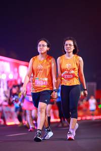 BIB: 0242, 25314
                            <button type="button" onclick="openModal(20877447)" class="btn btn-primary btn-sm float-right btn-popup" data-toggle="modal" data-target=".modal-high-quality">
                        <i class="fas fa-shopping-cart"></i> Add to Cart
                    </button>
                                            <button type="button" onclick="isThisMe(20877447, true)" class="btn btn-success btn-sm float-right btn-popup btn-isme hidden" data-toggle="tooltip" data-placement="bottom" title="นี่คือรูปของคุณใช่ไหม คลิกที่นี่เพื่อเอาเข้าอัลบั้ม">
                        <i class="fas fa-plus"></i> Add to album
                    </button>
                    <button type="button" onclick="isThisMe(20877447, false)" class="btn btn-warning btn-sm float-right btn-popup btn-isnotme hidden">
                        <i class="fas fa-ban"></i> Remove from album
                    </button>