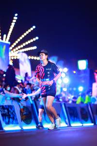 BIB: 5870
                            <button type="button" onclick="openModal(20431284)" class="btn btn-primary btn-sm float-right btn-popup" data-toggle="modal" data-target=".modal-high-quality">
                        <i class="fas fa-shopping-cart"></i> Add to Cart
                    </button>
                                            <button type="button" onclick="isThisMe(20431284, true)" class="btn btn-success btn-sm float-right btn-popup btn-isme hidden" data-toggle="tooltip" data-placement="bottom" title="นี่คือรูปของคุณใช่ไหม คลิกที่นี่เพื่อเอาเข้าอัลบั้ม">
                        <i class="fas fa-plus"></i> Add to album
                    </button>
                    <button type="button" onclick="isThisMe(20431284, false)" class="btn btn-warning btn-sm float-right btn-popup btn-isnotme hidden">
                        <i class="fas fa-ban"></i> Remove from album
                    </button>