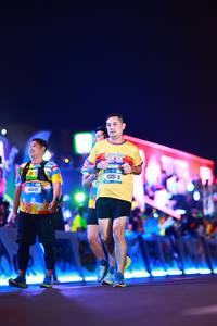 BIB: 43509
                            <button type="button" onclick="openModal(20428262)" class="btn btn-primary btn-sm float-right btn-popup" data-toggle="modal" data-target=".modal-high-quality">
                        <i class="fas fa-shopping-cart"></i> Add to Cart
                    </button>
                                            <button type="button" onclick="isThisMe(20428262, true)" class="btn btn-success btn-sm float-right btn-popup btn-isme hidden" data-toggle="tooltip" data-placement="bottom" title="นี่คือรูปของคุณใช่ไหม คลิกที่นี่เพื่อเอาเข้าอัลบั้ม">
                        <i class="fas fa-plus"></i> Add to album
                    </button>
                    <button type="button" onclick="isThisMe(20428262, false)" class="btn btn-warning btn-sm float-right btn-popup btn-isnotme hidden">
                        <i class="fas fa-ban"></i> Remove from album
                    </button>