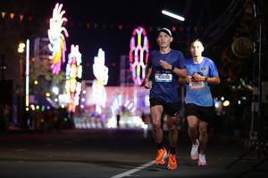 BIB: 40698, 69216
                            <button type="button" onclick="openModal(20685305)" class="btn btn-primary btn-sm float-right btn-popup" data-toggle="modal" data-target=".modal-high-quality">
                        <i class="fas fa-shopping-cart"></i> Add to Cart
                    </button>
                                            <button type="button" onclick="isThisMe(20685305, true)" class="btn btn-success btn-sm float-right btn-popup btn-isme hidden" data-toggle="tooltip" data-placement="bottom" title="นี่คือรูปของคุณใช่ไหม คลิกที่นี่เพื่อเอาเข้าอัลบั้ม">
                        <i class="fas fa-plus"></i> Add to album
                    </button>
                    <button type="button" onclick="isThisMe(20685305, false)" class="btn btn-warning btn-sm float-right btn-popup btn-isnotme hidden">
                        <i class="fas fa-ban"></i> Remove from album
                    </button>