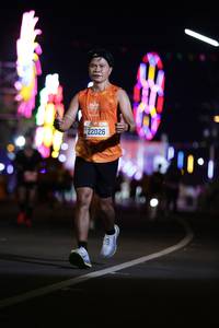 BIB: 22026
                            <button type="button" onclick="openModal(20956062)" class="btn btn-primary btn-sm float-right btn-popup" data-toggle="modal" data-target=".modal-high-quality">
                        <i class="fas fa-shopping-cart"></i> Add to Cart
                    </button>
                                            <button type="button" onclick="isThisMe(20956062, true)" class="btn btn-success btn-sm float-right btn-popup btn-isme hidden" data-toggle="tooltip" data-placement="bottom" title="นี่คือรูปของคุณใช่ไหม คลิกที่นี่เพื่อเอาเข้าอัลบั้ม">
                        <i class="fas fa-plus"></i> Add to album
                    </button>
                    <button type="button" onclick="isThisMe(20956062, false)" class="btn btn-warning btn-sm float-right btn-popup btn-isnotme hidden">
                        <i class="fas fa-ban"></i> Remove from album
                    </button>