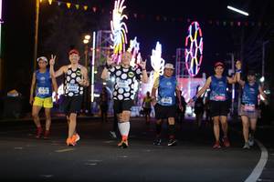 BIB: 41283, 4220, 407, 580
                            <button type="button" onclick="openModal(21496592)" class="btn btn-primary btn-sm float-right btn-popup" data-toggle="modal" data-target=".modal-high-quality">
                        <i class="fas fa-shopping-cart"></i> Add to Cart
                    </button>
                                            <button type="button" onclick="isThisMe(21496592, true)" class="btn btn-success btn-sm float-right btn-popup btn-isme hidden" data-toggle="tooltip" data-placement="bottom" title="นี่คือรูปของคุณใช่ไหม คลิกที่นี่เพื่อเอาเข้าอัลบั้ม">
                        <i class="fas fa-plus"></i> Add to album
                    </button>
                    <button type="button" onclick="isThisMe(21496592, false)" class="btn btn-warning btn-sm float-right btn-popup btn-isnotme hidden">
                        <i class="fas fa-ban"></i> Remove from album
                    </button>