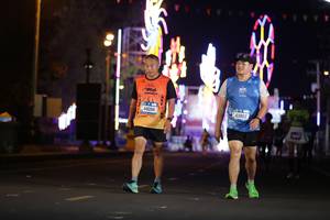 BIB: 266, 44094
                            <button type="button" onclick="openModal(21496948)" class="btn btn-primary btn-sm float-right btn-popup" data-toggle="modal" data-target=".modal-high-quality">
                        <i class="fas fa-shopping-cart"></i> Add to Cart
                    </button>
                                            <button type="button" onclick="isThisMe(21496948, true)" class="btn btn-success btn-sm float-right btn-popup btn-isme hidden" data-toggle="tooltip" data-placement="bottom" title="นี่คือรูปของคุณใช่ไหม คลิกที่นี่เพื่อเอาเข้าอัลบั้ม">
                        <i class="fas fa-plus"></i> Add to album
                    </button>
                    <button type="button" onclick="isThisMe(21496948, false)" class="btn btn-warning btn-sm float-right btn-popup btn-isnotme hidden">
                        <i class="fas fa-ban"></i> Remove from album
                    </button>