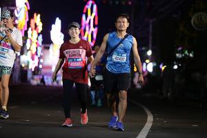 BIB: 888, 45580, 42432
                            <button type="button" onclick="openModal(21442605)" class="btn btn-primary btn-sm float-right btn-popup" data-toggle="modal" data-target=".modal-high-quality">
                        <i class="fas fa-shopping-cart"></i> Add to Cart
                    </button>
                                            <button type="button" onclick="isThisMe(21442605, true)" class="btn btn-success btn-sm float-right btn-popup btn-isme hidden" data-toggle="tooltip" data-placement="bottom" title="นี่คือรูปของคุณใช่ไหม คลิกที่นี่เพื่อเอาเข้าอัลบั้ม">
                        <i class="fas fa-plus"></i> Add to album
                    </button>
                    <button type="button" onclick="isThisMe(21442605, false)" class="btn btn-warning btn-sm float-right btn-popup btn-isnotme hidden">
                        <i class="fas fa-ban"></i> Remove from album
                    </button>