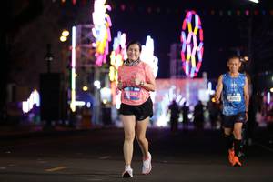 BIB: 40905
                            <button type="button" onclick="openModal(21447051)" class="btn btn-primary btn-sm float-right btn-popup" data-toggle="modal" data-target=".modal-high-quality">
                        <i class="fas fa-shopping-cart"></i> Add to Cart
                    </button>
                                            <button type="button" onclick="isThisMe(21447051, true)" class="btn btn-success btn-sm float-right btn-popup btn-isme hidden" data-toggle="tooltip" data-placement="bottom" title="นี่คือรูปของคุณใช่ไหม คลิกที่นี่เพื่อเอาเข้าอัลบั้ม">
                        <i class="fas fa-plus"></i> Add to album
                    </button>
                    <button type="button" onclick="isThisMe(21447051, false)" class="btn btn-warning btn-sm float-right btn-popup btn-isnotme hidden">
                        <i class="fas fa-ban"></i> Remove from album
                    </button>