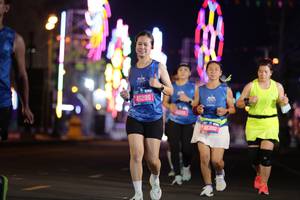 BIB: 45285
                            <button type="button" onclick="openModal(21449991)" class="btn btn-primary btn-sm float-right btn-popup" data-toggle="modal" data-target=".modal-high-quality">
                        <i class="fas fa-shopping-cart"></i> Add to Cart
                    </button>
                                            <button type="button" onclick="isThisMe(21449991, true)" class="btn btn-success btn-sm float-right btn-popup btn-isme hidden" data-toggle="tooltip" data-placement="bottom" title="นี่คือรูปของคุณใช่ไหม คลิกที่นี่เพื่อเอาเข้าอัลบั้ม">
                        <i class="fas fa-plus"></i> Add to album
                    </button>
                    <button type="button" onclick="isThisMe(21449991, false)" class="btn btn-warning btn-sm float-right btn-popup btn-isnotme hidden">
                        <i class="fas fa-ban"></i> Remove from album
                    </button>