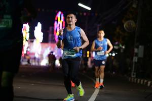 BIB: 639, 40420
                            <button type="button" onclick="openModal(21494266)" class="btn btn-primary btn-sm float-right btn-popup" data-toggle="modal" data-target=".modal-high-quality">
                        <i class="fas fa-shopping-cart"></i> Add to Cart
                    </button>
                                            <button type="button" onclick="isThisMe(21494266, true)" class="btn btn-success btn-sm float-right btn-popup btn-isme hidden" data-toggle="tooltip" data-placement="bottom" title="นี่คือรูปของคุณใช่ไหม คลิกที่นี่เพื่อเอาเข้าอัลบั้ม">
                        <i class="fas fa-plus"></i> Add to album
                    </button>
                    <button type="button" onclick="isThisMe(21494266, false)" class="btn btn-warning btn-sm float-right btn-popup btn-isnotme hidden">
                        <i class="fas fa-ban"></i> Remove from album
                    </button>