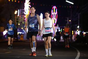 BIB: 412, 44061, 45637
                            <button type="button" onclick="openModal(21441403)" class="btn btn-primary btn-sm float-right btn-popup" data-toggle="modal" data-target=".modal-high-quality">
                        <i class="fas fa-shopping-cart"></i> Add to Cart
                    </button>
                                            <button type="button" onclick="isThisMe(21441403, true)" class="btn btn-success btn-sm float-right btn-popup btn-isme hidden" data-toggle="tooltip" data-placement="bottom" title="นี่คือรูปของคุณใช่ไหม คลิกที่นี่เพื่อเอาเข้าอัลบั้ม">
                        <i class="fas fa-plus"></i> Add to album
                    </button>
                    <button type="button" onclick="isThisMe(21441403, false)" class="btn btn-warning btn-sm float-right btn-popup btn-isnotme hidden">
                        <i class="fas fa-ban"></i> Remove from album
                    </button>