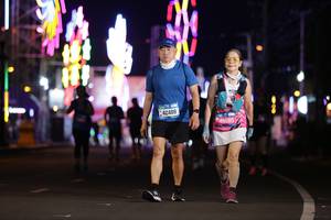 BIB: 42488, 45585
                            <button type="button" onclick="openModal(21494547)" class="btn btn-primary btn-sm float-right btn-popup" data-toggle="modal" data-target=".modal-high-quality">
                        <i class="fas fa-shopping-cart"></i> Add to Cart
                    </button>
                                            <button type="button" onclick="isThisMe(21494547, true)" class="btn btn-success btn-sm float-right btn-popup btn-isme hidden" data-toggle="tooltip" data-placement="bottom" title="นี่คือรูปของคุณใช่ไหม คลิกที่นี่เพื่อเอาเข้าอัลบั้ม">
                        <i class="fas fa-plus"></i> Add to album
                    </button>
                    <button type="button" onclick="isThisMe(21494547, false)" class="btn btn-warning btn-sm float-right btn-popup btn-isnotme hidden">
                        <i class="fas fa-ban"></i> Remove from album
                    </button>