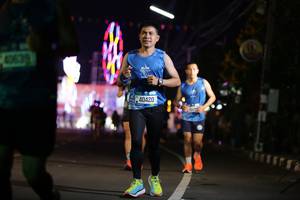 BIB: 40639, 40420
                            <button type="button" onclick="openModal(21494253)" class="btn btn-primary btn-sm float-right btn-popup" data-toggle="modal" data-target=".modal-high-quality">
                        <i class="fas fa-shopping-cart"></i> Add to Cart
                    </button>
                                            <button type="button" onclick="isThisMe(21494253, true)" class="btn btn-success btn-sm float-right btn-popup btn-isme hidden" data-toggle="tooltip" data-placement="bottom" title="นี่คือรูปของคุณใช่ไหม คลิกที่นี่เพื่อเอาเข้าอัลบั้ม">
                        <i class="fas fa-plus"></i> Add to album
                    </button>
                    <button type="button" onclick="isThisMe(21494253, false)" class="btn btn-warning btn-sm float-right btn-popup btn-isnotme hidden">
                        <i class="fas fa-ban"></i> Remove from album
                    </button>