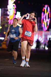 BIB: 747, 42302, 43856
                            <button type="button" onclick="openModal(21498611)" class="btn btn-primary btn-sm float-right btn-popup" data-toggle="modal" data-target=".modal-high-quality">
                        <i class="fas fa-shopping-cart"></i> Add to Cart
                    </button>
                                            <button type="button" onclick="isThisMe(21498611, true)" class="btn btn-success btn-sm float-right btn-popup btn-isme hidden" data-toggle="tooltip" data-placement="bottom" title="นี่คือรูปของคุณใช่ไหม คลิกที่นี่เพื่อเอาเข้าอัลบั้ม">
                        <i class="fas fa-plus"></i> Add to album
                    </button>
                    <button type="button" onclick="isThisMe(21498611, false)" class="btn btn-warning btn-sm float-right btn-popup btn-isnotme hidden">
                        <i class="fas fa-ban"></i> Remove from album
                    </button>