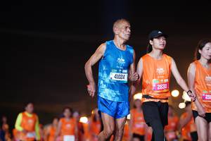 BIB: 41024, 26311, 250
                            <button type="button" onclick="openModal(21032667)" class="btn btn-primary btn-sm float-right btn-popup" data-toggle="modal" data-target=".modal-high-quality">
                        <i class="fas fa-shopping-cart"></i> Add to Cart
                    </button>
                                            <button type="button" onclick="isThisMe(21032667, true)" class="btn btn-success btn-sm float-right btn-popup btn-isme hidden" data-toggle="tooltip" data-placement="bottom" title="นี่คือรูปของคุณใช่ไหม คลิกที่นี่เพื่อเอาเข้าอัลบั้ม">
                        <i class="fas fa-plus"></i> Add to album
                    </button>
                    <button type="button" onclick="isThisMe(21032667, false)" class="btn btn-warning btn-sm float-right btn-popup btn-isnotme hidden">
                        <i class="fas fa-ban"></i> Remove from album
                    </button>