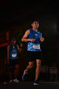 BIB: 42222
                            <button type="button" onclick="openModal(21187742)" class="btn btn-primary btn-sm float-right btn-popup" data-toggle="modal" data-target=".modal-high-quality">
                        <i class="fas fa-shopping-cart"></i> Add to Cart
                    </button>
                                            <button type="button" onclick="isThisMe(21187742, true)" class="btn btn-success btn-sm float-right btn-popup btn-isme hidden" data-toggle="tooltip" data-placement="bottom" title="นี่คือรูปของคุณใช่ไหม คลิกที่นี่เพื่อเอาเข้าอัลบั้ม">
                        <i class="fas fa-plus"></i> Add to album
                    </button>
                    <button type="button" onclick="isThisMe(21187742, false)" class="btn btn-warning btn-sm float-right btn-popup btn-isnotme hidden">
                        <i class="fas fa-ban"></i> Remove from album
                    </button>