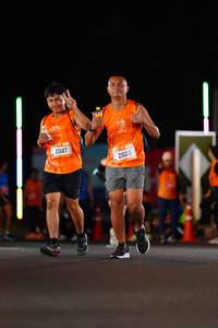 BIB: 21147, 21125
                            <button type="button" onclick="openModal(20321014)" class="btn btn-primary btn-sm float-right btn-popup" data-toggle="modal" data-target=".modal-high-quality">
                        <i class="fas fa-shopping-cart"></i> Add to Cart
                    </button>
                                            <button type="button" onclick="isThisMe(20321014, true)" class="btn btn-success btn-sm float-right btn-popup btn-isme hidden" data-toggle="tooltip" data-placement="bottom" title="นี่คือรูปของคุณใช่ไหม คลิกที่นี่เพื่อเอาเข้าอัลบั้ม">
                        <i class="fas fa-plus"></i> Add to album
                    </button>
                    <button type="button" onclick="isThisMe(20321014, false)" class="btn btn-warning btn-sm float-right btn-popup btn-isnotme hidden">
                        <i class="fas fa-ban"></i> Remove from album
                    </button>