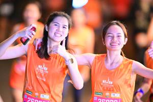 BIB: 2023, 2500, 2503
                            <button type="button" onclick="openModal(20621656)" class="btn btn-primary btn-sm float-right btn-popup" data-toggle="modal" data-target=".modal-high-quality">
                        <i class="fas fa-shopping-cart"></i> Add to Cart
                    </button>
                                            <button type="button" onclick="isThisMe(20621656, true)" class="btn btn-success btn-sm float-right btn-popup btn-isme hidden" data-toggle="tooltip" data-placement="bottom" title="นี่คือรูปของคุณใช่ไหม คลิกที่นี่เพื่อเอาเข้าอัลบั้ม">
                        <i class="fas fa-plus"></i> Add to album
                    </button>
                    <button type="button" onclick="isThisMe(20621656, false)" class="btn btn-warning btn-sm float-right btn-popup btn-isnotme hidden">
                        <i class="fas fa-ban"></i> Remove from album
                    </button>