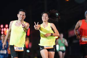BIB: 22619, 13330, 221
                            <button type="button" onclick="openModal(19656483)" class="btn btn-primary btn-sm float-right btn-popup" data-toggle="modal" data-target=".modal-high-quality">
                        <i class="fas fa-shopping-cart"></i> Add to Cart
                    </button>
                                            <button type="button" onclick="isThisMe(19656483, true)" class="btn btn-success btn-sm float-right btn-popup btn-isme hidden" data-toggle="tooltip" data-placement="bottom" title="นี่คือรูปของคุณใช่ไหม คลิกที่นี่เพื่อเอาเข้าอัลบั้ม">
                        <i class="fas fa-plus"></i> Add to album
                    </button>
                    <button type="button" onclick="isThisMe(19656483, false)" class="btn btn-warning btn-sm float-right btn-popup btn-isnotme hidden">
                        <i class="fas fa-ban"></i> Remove from album
                    </button>