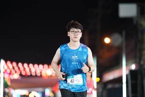 BIB: 2019, 42954
                            <button type="button" onclick="openModal(20823307)" class="btn btn-primary btn-sm float-right btn-popup" data-toggle="modal" data-target=".modal-high-quality">
                        <i class="fas fa-shopping-cart"></i> Add to Cart
                    </button>
                                            <button type="button" onclick="isThisMe(20823307, true)" class="btn btn-success btn-sm float-right btn-popup btn-isme hidden" data-toggle="tooltip" data-placement="bottom" title="นี่คือรูปของคุณใช่ไหม คลิกที่นี่เพื่อเอาเข้าอัลบั้ม">
                        <i class="fas fa-plus"></i> Add to album
                    </button>
                    <button type="button" onclick="isThisMe(20823307, false)" class="btn btn-warning btn-sm float-right btn-popup btn-isnotme hidden">
                        <i class="fas fa-ban"></i> Remove from album
                    </button>