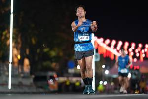 BIB: 2369, 406
                            <button type="button" onclick="openModal(20862887)" class="btn btn-primary btn-sm float-right btn-popup" data-toggle="modal" data-target=".modal-high-quality">
                        <i class="fas fa-shopping-cart"></i> Add to Cart
                    </button>
                                            <button type="button" onclick="isThisMe(20862887, true)" class="btn btn-success btn-sm float-right btn-popup btn-isme hidden" data-toggle="tooltip" data-placement="bottom" title="นี่คือรูปของคุณใช่ไหม คลิกที่นี่เพื่อเอาเข้าอัลบั้ม">
                        <i class="fas fa-plus"></i> Add to album
                    </button>
                    <button type="button" onclick="isThisMe(20862887, false)" class="btn btn-warning btn-sm float-right btn-popup btn-isnotme hidden">
                        <i class="fas fa-ban"></i> Remove from album
                    </button>