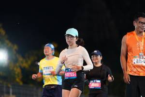 BIB: 45725, 45851, 221
                            <button type="button" onclick="openModal(20904261)" class="btn btn-primary btn-sm float-right btn-popup" data-toggle="modal" data-target=".modal-high-quality">
                        <i class="fas fa-shopping-cart"></i> Add to Cart
                    </button>
                                            <button type="button" onclick="isThisMe(20904261, true)" class="btn btn-success btn-sm float-right btn-popup btn-isme hidden" data-toggle="tooltip" data-placement="bottom" title="นี่คือรูปของคุณใช่ไหม คลิกที่นี่เพื่อเอาเข้าอัลบั้ม">
                        <i class="fas fa-plus"></i> Add to album
                    </button>
                    <button type="button" onclick="isThisMe(20904261, false)" class="btn btn-warning btn-sm float-right btn-popup btn-isnotme hidden">
                        <i class="fas fa-ban"></i> Remove from album
                    </button>