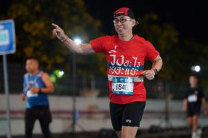 BIB: 65411
                            <button type="button" onclick="openModal(20914334)" class="btn btn-primary btn-sm float-right btn-popup" data-toggle="modal" data-target=".modal-high-quality">
                        <i class="fas fa-shopping-cart"></i> Add to Cart
                    </button>
                                            <button type="button" onclick="isThisMe(20914334, true)" class="btn btn-success btn-sm float-right btn-popup btn-isme hidden" data-toggle="tooltip" data-placement="bottom" title="นี่คือรูปของคุณใช่ไหม คลิกที่นี่เพื่อเอาเข้าอัลบั้ม">
                        <i class="fas fa-plus"></i> Add to album
                    </button>
                    <button type="button" onclick="isThisMe(20914334, false)" class="btn btn-warning btn-sm float-right btn-popup btn-isnotme hidden">
                        <i class="fas fa-ban"></i> Remove from album
                    </button>