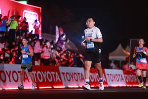 BIB: 42448
                            <button type="button" onclick="openModal(21125001)" class="btn btn-primary btn-sm float-right btn-popup" data-toggle="modal" data-target=".modal-high-quality">
                        <i class="fas fa-shopping-cart"></i> Add to Cart
                    </button>
                                            <button type="button" onclick="isThisMe(21125001, true)" class="btn btn-success btn-sm float-right btn-popup btn-isme hidden" data-toggle="tooltip" data-placement="bottom" title="นี่คือรูปของคุณใช่ไหม คลิกที่นี่เพื่อเอาเข้าอัลบั้ม">
                        <i class="fas fa-plus"></i> Add to album
                    </button>
                    <button type="button" onclick="isThisMe(21125001, false)" class="btn btn-warning btn-sm float-right btn-popup btn-isnotme hidden">
                        <i class="fas fa-ban"></i> Remove from album
                    </button>